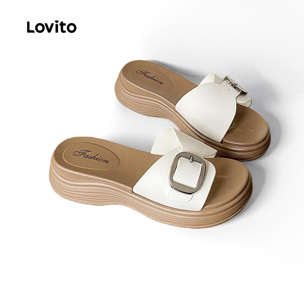 Lovito รองเท้าแตะส้นแบนแบบลำลองสำหรับผู้หญิง พื้นหนา ด้านล่างนุ่ม กันลื่น สวมใส่ด้านนอก หัวเข็มขัดโลหะเรียบ LFA70168