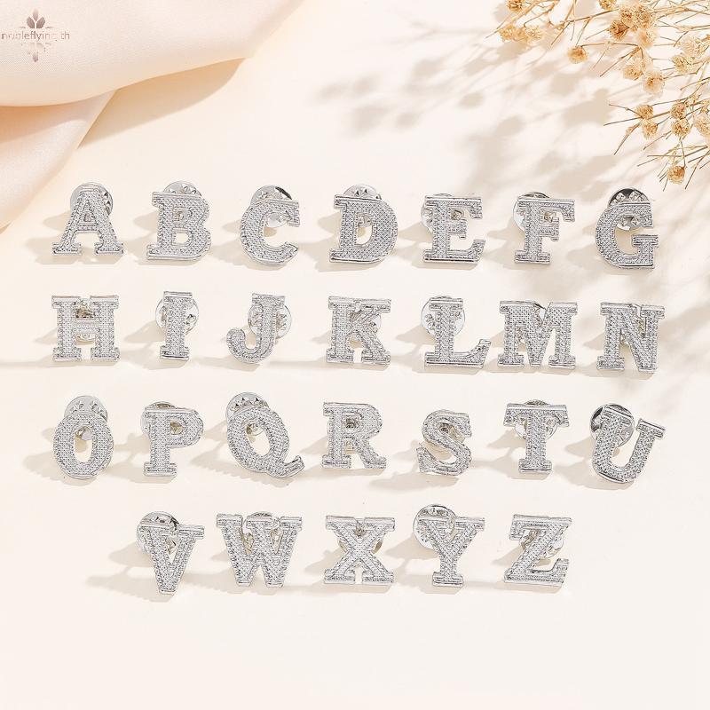 Nf 2PCS เริ่มต้น A ถึง Z 26 ตัวอักษร Pin Silver สีแฟชั่นโลหะตัวอักษรผู้หญิงผู้ชายชุดคอเข็มกลัด Pin อ