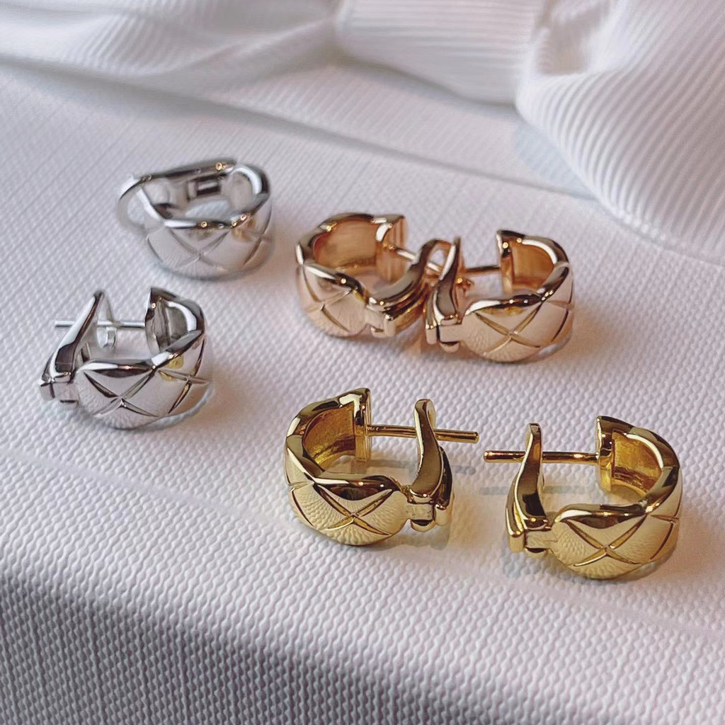 ยิงจริง❤ คุณภาพสูง V Gold วัสดุ CNC ต่างหูเพชรต่างหูคลิปหูสีขาว Rose Gold Gold Gold เครื่องประดับแฟช