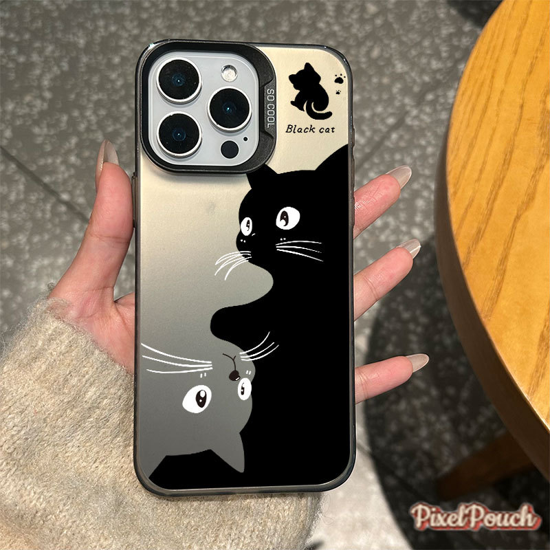 เคสไอโฟน11 สีดำหรูหราซิลิโคนแข็งกรณีโทรศัพท์ แมวสีดำแมวสีขาว สำหรับ IPhone 13 12 11 14 15 17 16 Pro MAX 7/8 Plus X XR XS