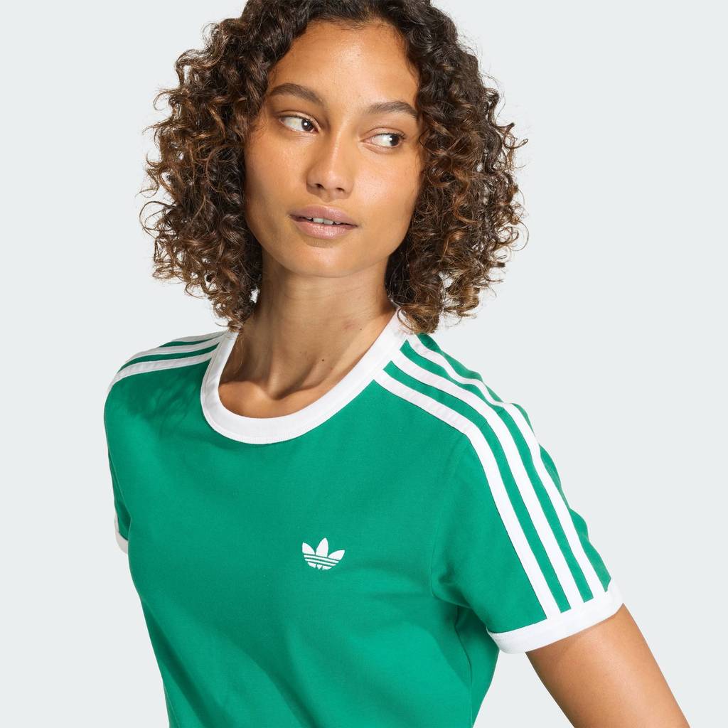 adidas ไลฟ์สไตล์ เสื้อยืดทรงสลิม 3-Stripes ผู้หญิง สีเขียว KD3681 - รูปที่ 6