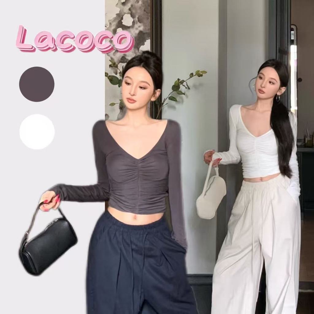 Lacoco คลังสินค้าพร้อม เสื้อยืดคอวีจีบแขนยาวสำหรับผู้หญิง ทรงเข้ารูป ยืดหยุ่น เซ็กซี่ สั้น ใช้งานได้หลากหลาย – โปรปัง