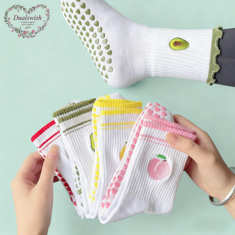 ความปรารถนาดี ฤดูใบไม้ร่วงฤดูหนาวผลไม้มืออาชีพกันลื่นพิลาทิสการฝึกอบรมกีฬาในร่มถุงเท้าโยคะกลางลูกวัวสําหรับผู้หญิง