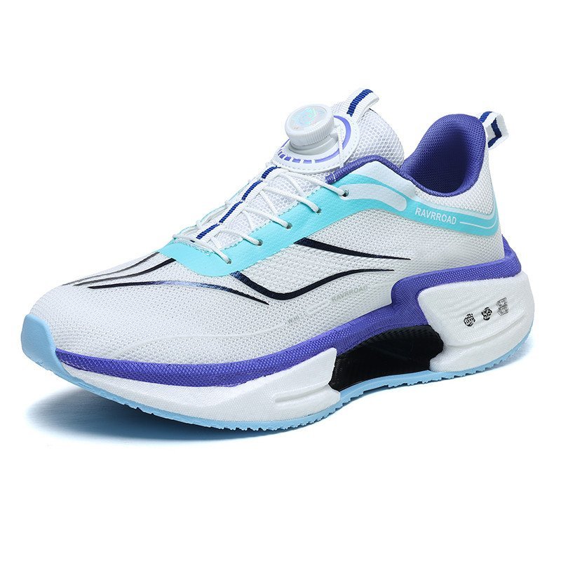 รองเท้าวิ่งกีฬาสำหรับแม่และเด็ก ดีไซน์เรียบหรูจาก Regal