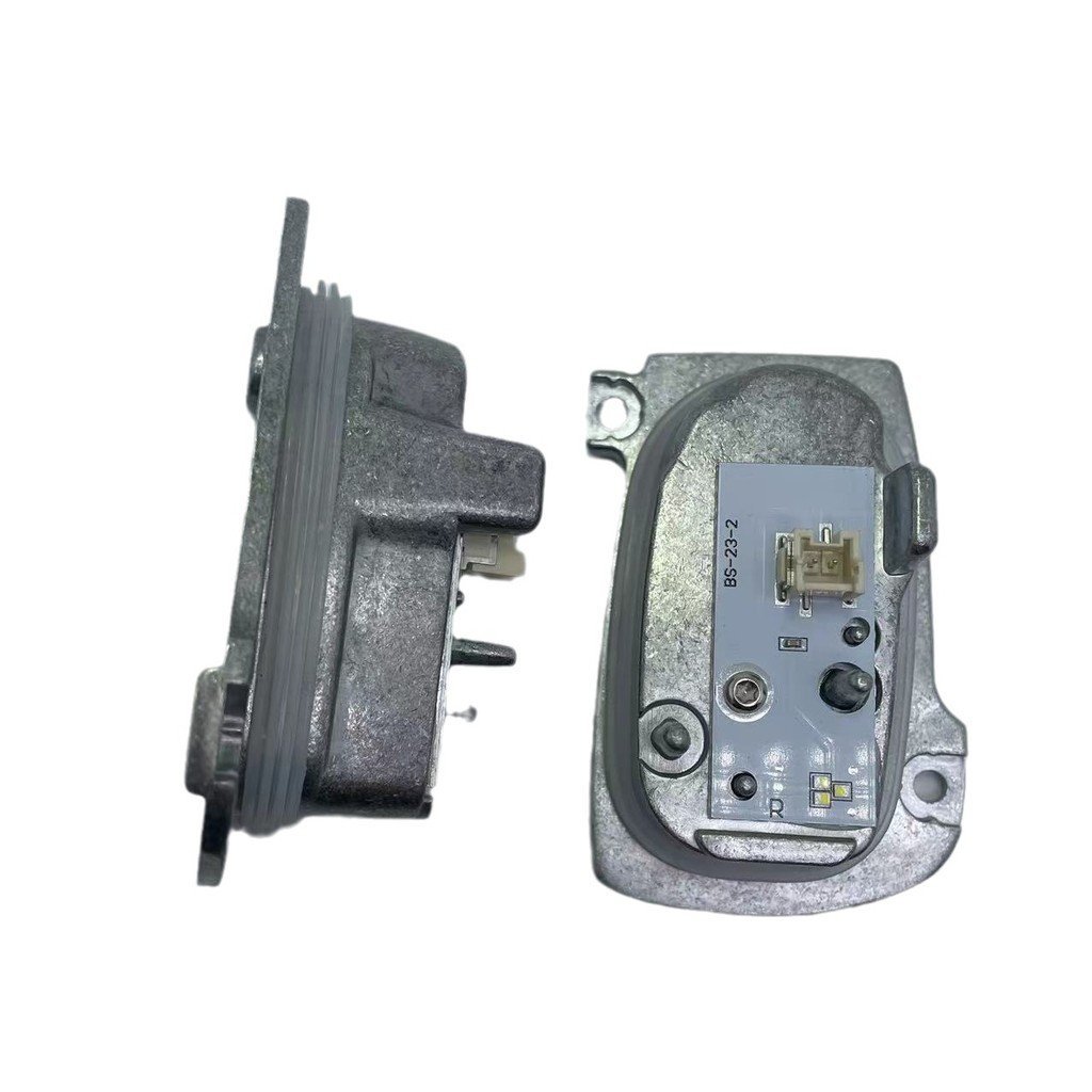 โมดูลขับรถ Ro Audi 8V0998474ไดรฟ์ใหม่เอี่ยม 8V0998473เหมาะสําหรับคอมพิวเตอร์ A แหล่งกําเนิดแสง 3 วัน