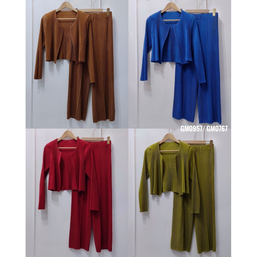 กก ยาว 36นิ้ว 2MUAY รุ่น GM0957/GM0767 THICK CROP CARDIGAN WITH PANTS PLEATED SET 4 สี FREE SIZE