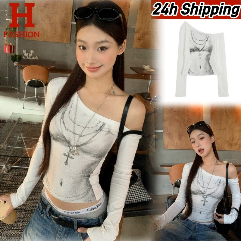 HOT 'พร้อมส่ง' FY9475 เสื้อแขนยาวเปิดไหล่สีขาว ดีเทลแต่งลายสกีนเท่ๆ