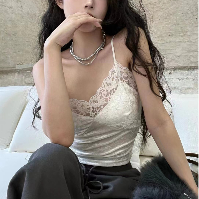 Paula พร้อมส่ง🌴ชุดกล้ามสตรีลูกไม้กำมะหยี่2026🌴ฟองน้ำเสริมหน้าอกเซ็กซี่ แบร็ตเล็ตหรูสไตล์ฝรั่งเศส งานเลี้ยงคริสต์มาส - รูปที่ 7