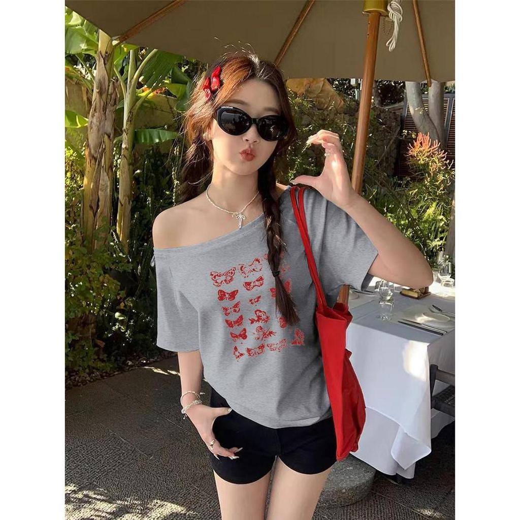 เสื้อปาดไหล่ผู้หญิง เสื้อลำลองคอกว้าง เสื้อแหวกเอวสุดเซ็กซี่ เสื้อผู้หญิงสีพื้น แมทช์ง่าย ผ้านุ่ม ผ้าดีใส่สบาย เหมาะกับอ