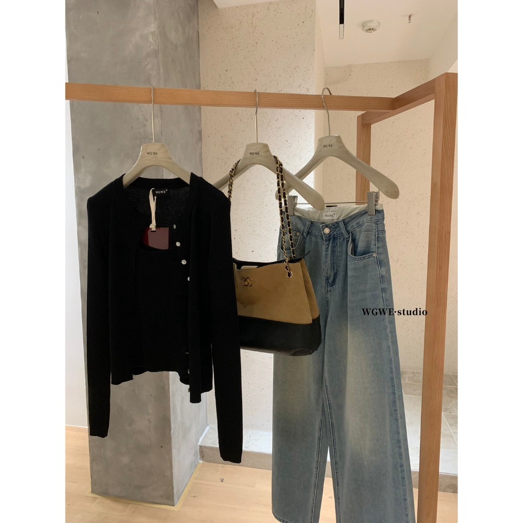 W7869 เสื้อสายเดี่ยว ผ้าทอเนื้อนิ่ม ผ้าร่องเข้ารูป รูปที่ 5