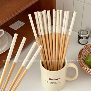 ตะเกียบไม้ ตะเกียบ ตะเกียบญี่ปุ่น ลายจุด พร้อมส่ง ！！
