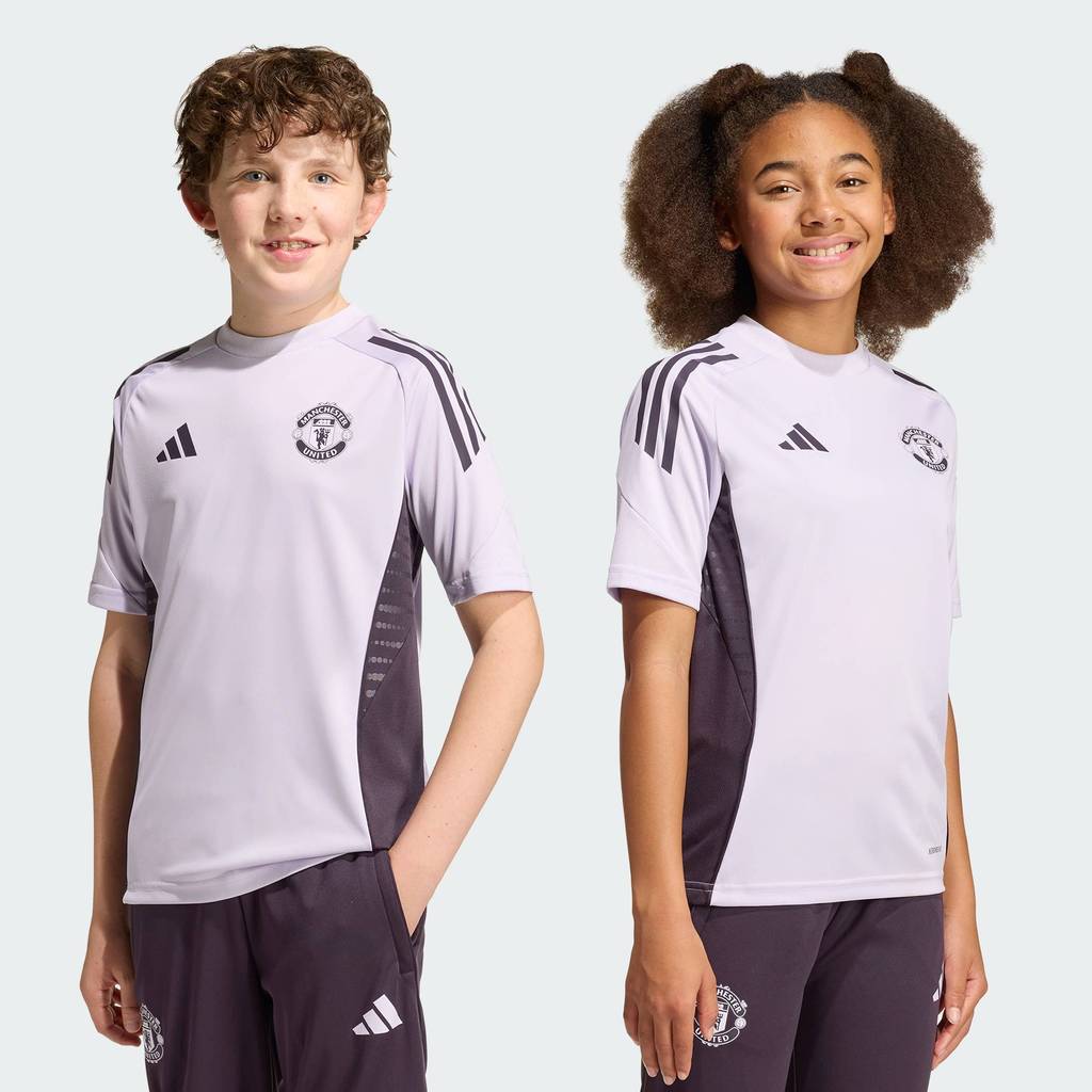 adidas ฟุตบอล เสื้อซ้อม Manchester United Tiro 25 Competition เด็ก สีม่วง KA8931