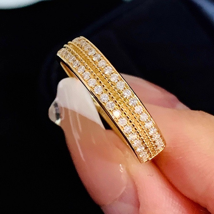 แหวนเพชรเคลือบด้วยทอง สไตล์สง่างามแบบฝรั่งเศส เพียบพร้อมด้วยความหรูหรา สำหรับเครื่องประดับหมั้นผู้หญิง