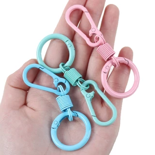 1PC สีอบที่มีสีสันฤดูใบไม้ผลิ Rebound แหวนพวงกุญแจ DIY Mountain Chain พวงกุญแจจี้เครื่องประดับ