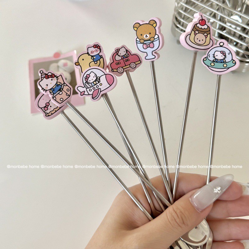 ช้อนคนผสมเครื่องดื่ม ส้อมจิ้มผลไม้ ช้อนคนกาแฟแก้วทนความร้อนสูง สไตล์ins kitty&miffyน่ารัก พร้อมส่ง ราคา ถูกที่สุด ดีลบีเคเค แกลเลอรีภาพที่ 9