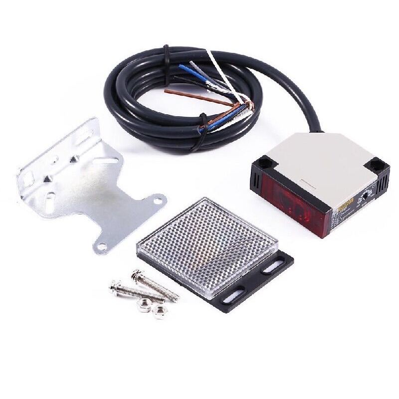 มือ1 สวิตช์เซนเซอร์ตาแมว สะท้อนแสง แบบพิเศษ AC 90-250V 3A E3JK-R4M1  12v dc 24vdc.  พร้อมส่งในไทย