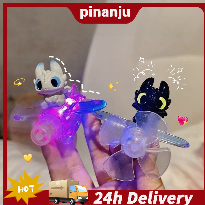 อุปกรณ์มอเตอร์ไซค์น่ารักเรืองแสงพลังงานลมน่ารักไร้ฟันเครื่องบินออกแบบเครื่องประดับตกแต่ง