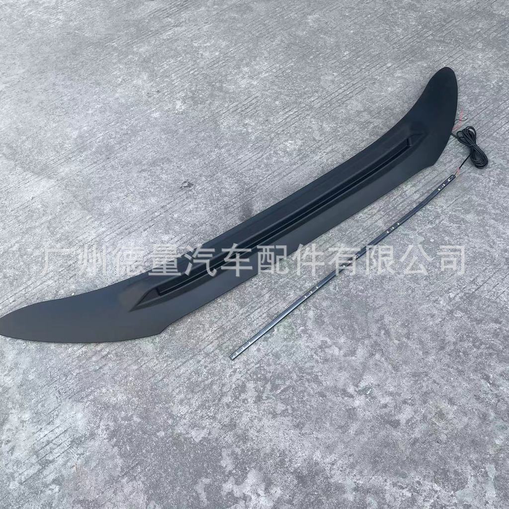 เหมาะสําหรับ Ford ranger Toyota revo Windshield Sandshield Gravel Block รถพร้อม Light Wind Sand Bloc