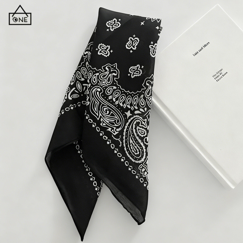 COD❤️ผ้าพันคอไหมโพลีเอสเตอร์ลาย Paisley สองชั้น ผ้าพันคอทรงสี่เหลี่ยมสำหรับปั่นจักรยาน-a.one