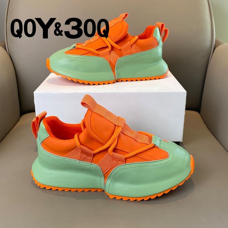 2025 สินค้าใหม่ QOY3OQ รองเท้าผู้ชายฤดูกาล All-Match นักเรียนหนา Soled Daddy รองเท้าผู้ชายกีฬารองเท้