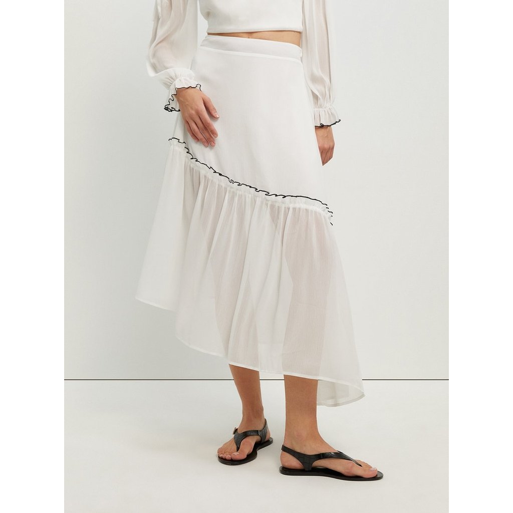 [Pomelo] กระโปรงระบายอสมมาตร - สี Off / Ruffled Asymmetric Skirt - Off