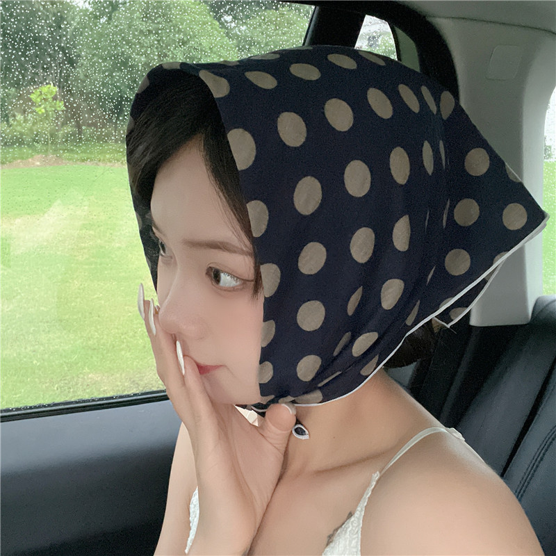 Polka Dot ผ้าฝ้ายผ้าพันคอสี่เหลี่ยมเล็กสไตล์เกาหลีบางแฟชั่นฤดูใบไม้ผลิฤดูใบไม้ร่วงสําหรับผู้หญิง