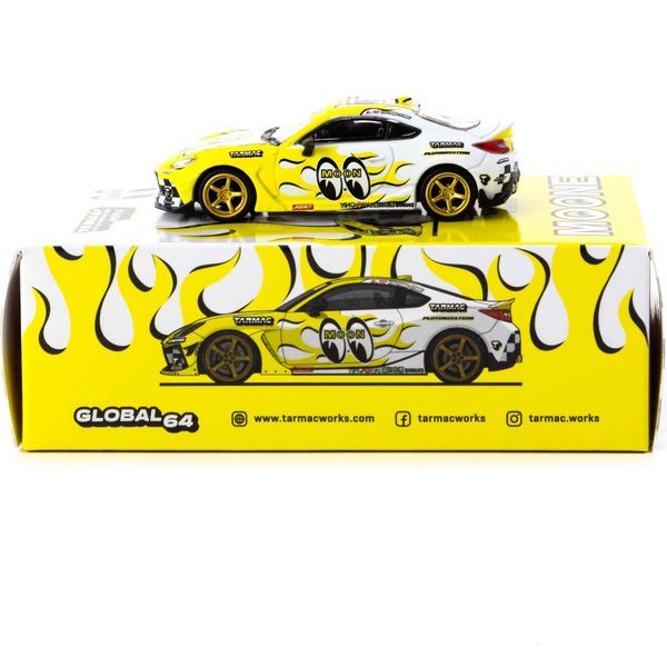 Tarmac Works 1/64 Toyota GR86 MOONEYES