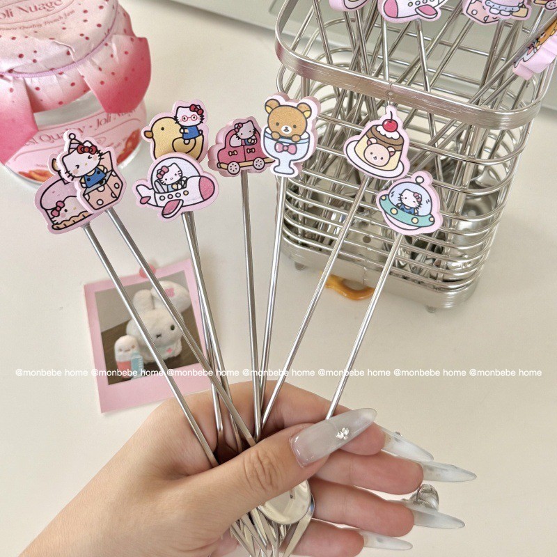 ช้อนคนผสมเครื่องดื่ม ส้อมจิ้มผลไม้ ช้อนคนกาแฟแก้วทนความร้อนสูง สไตล์ins kitty&miffyน่ารัก พร้อมส่ง ราคา ถูกที่สุด ดีลบีเคเค แกลเลอรีภาพที่ 7