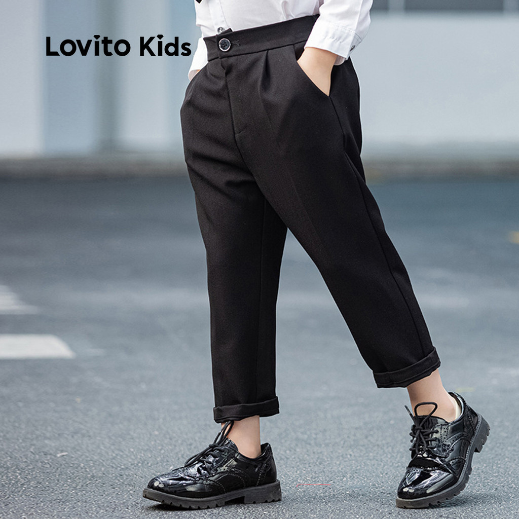 Lovito เด็กกางเกงลําลองปุ่มซิปความรู้สึกมือเรียบฤดูใบไม้ผลิ/ฤดูร้อนกางเกงสีดําสําหรับเด็กผู้ชาย LNL108232