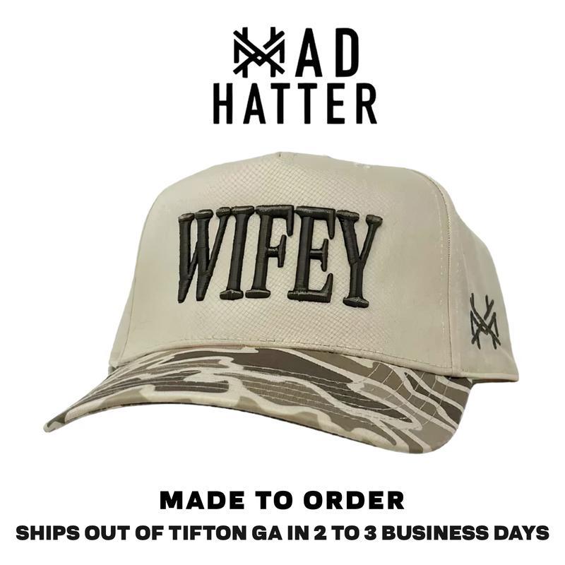 หมวกรถบรรทุกปัก Wifey H5RD