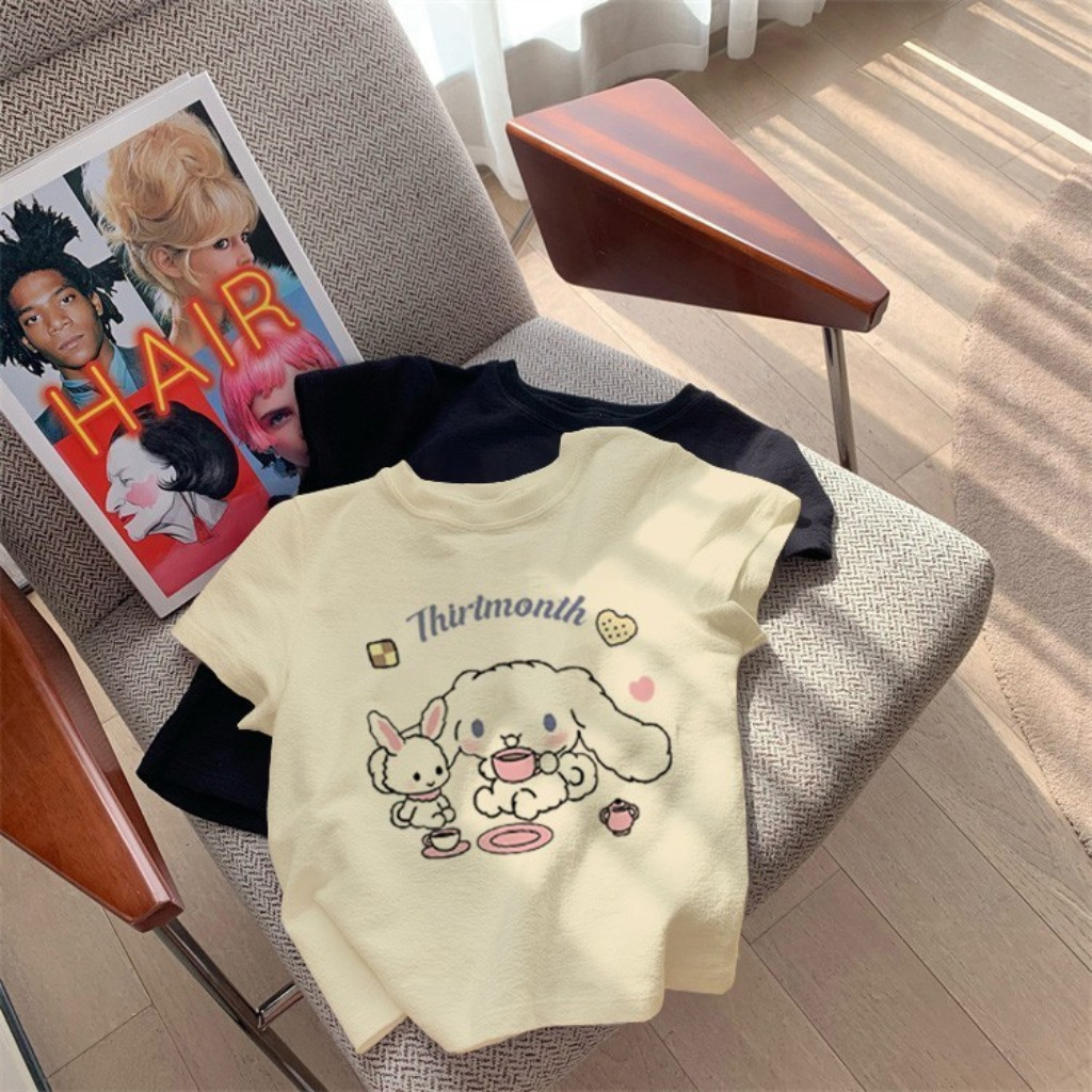 เสื้อยืดแขนสั้นลายการ์ตูนย้อนยุคฤดูร้อน สไตล์สาวๆ เก๋ไก๋และน่ารัก
