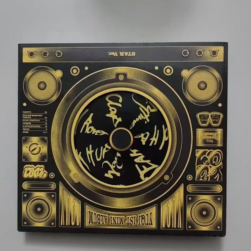 อัลบั้มเดี่ยว Yuqi เวอร์ชั่นดาวใหม่ที่ยังไม่ได้เปิด YUQI Personal Solo YUQI อัลบั้มขนาดเล็กอันดับ 1 