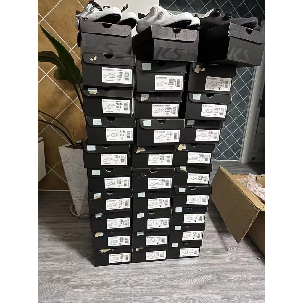 现电 s-works ไฟฉายล็อค鞋