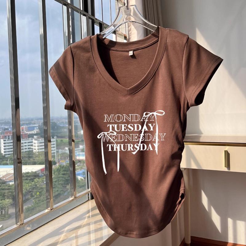 "เสื้อผ้าแฟชั่นสวยๆ " ความรู้สึกของการออกแบบ แต่งจีบย่น เสื้อจั๊มเอว คอกลม ใส่แล้วเพรียว แขนสั้น "เสื้อเชิ้ตเอวลอยผู้หญิ