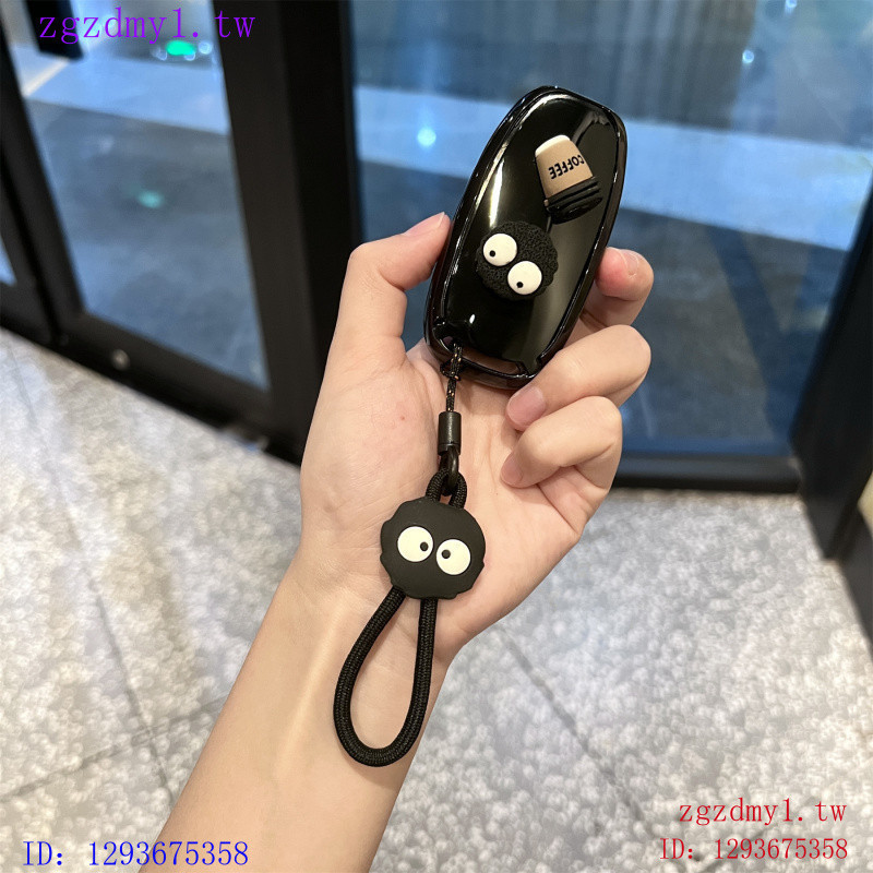 SM3O เหมาะสําหรับ Audi AudiQ5L ฝาครอบกุญแจรถ Q2l Q3 Q7 A3 A6L A7 A8 A4L หัวเข็มขัดผู้ชายผู้หญิงการ์ต