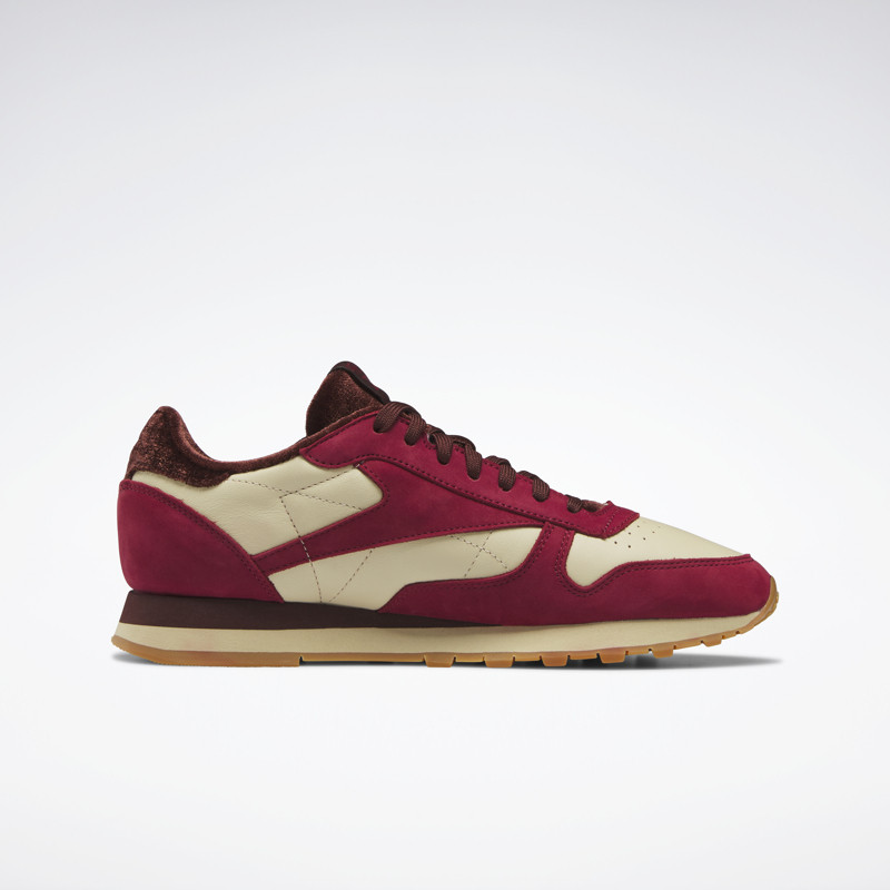 Reebok Reebok อย่างเป็นทางการฤดูร้อนผู้ชายผู้หญิง Vday CLASSIC LEATHER Retro วิ่งกีฬารองเท้าลําลอง