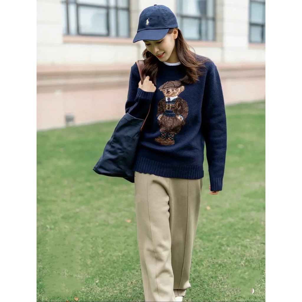 AVG RL 2024 ฤดูใบไม้ผลิอุตสาหกรรมหนักการ์ตูนหมีรอบคอ Preppy Age-Reduction All-Match เสื้อกันหนาวขนสั