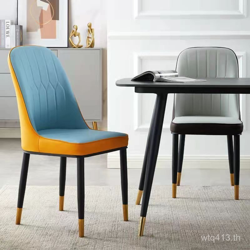 เล็บสไตล์นอร์ดิกโมเดิร์น Influencer เก้าอี้รับประทานอาหารสตูลในครัวเรือนหรูหราโต๊ะเก้าอี้พนักพิงแต่ง