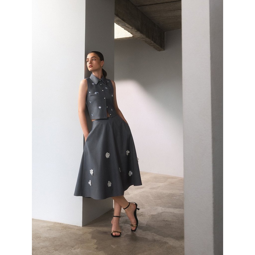 [Pomelo] Pomelo. x Janesuda กระโปรงปักลายดอกไม้ / Pomelo. x Janesuda Floral Applique Skirt