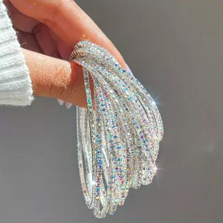 กำไลข้อมือเพชร แวววาวสุดๆ ประดับเพชรเทียม โซ่ตัวล็อคสีสันสดใส ทันสมัย ​​ พร้อทส่ง