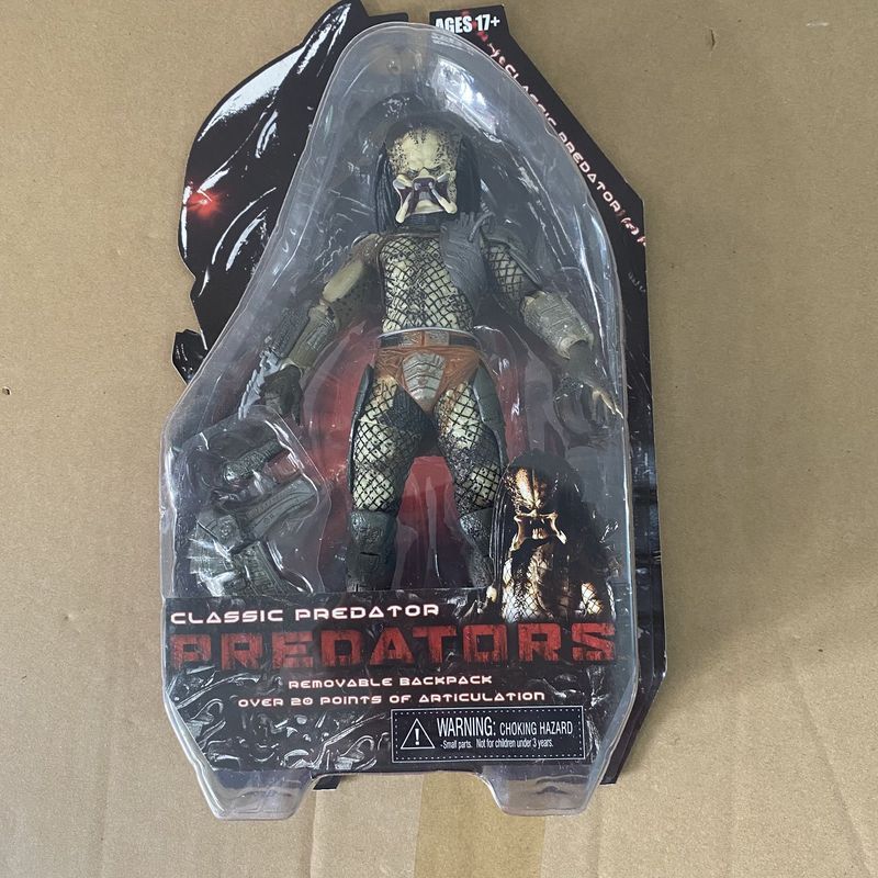 【พร้อมส่ง】NECA feral predator figure avp neca hiya predator wolf แท้ แท้ badlands prey the figure 1/
