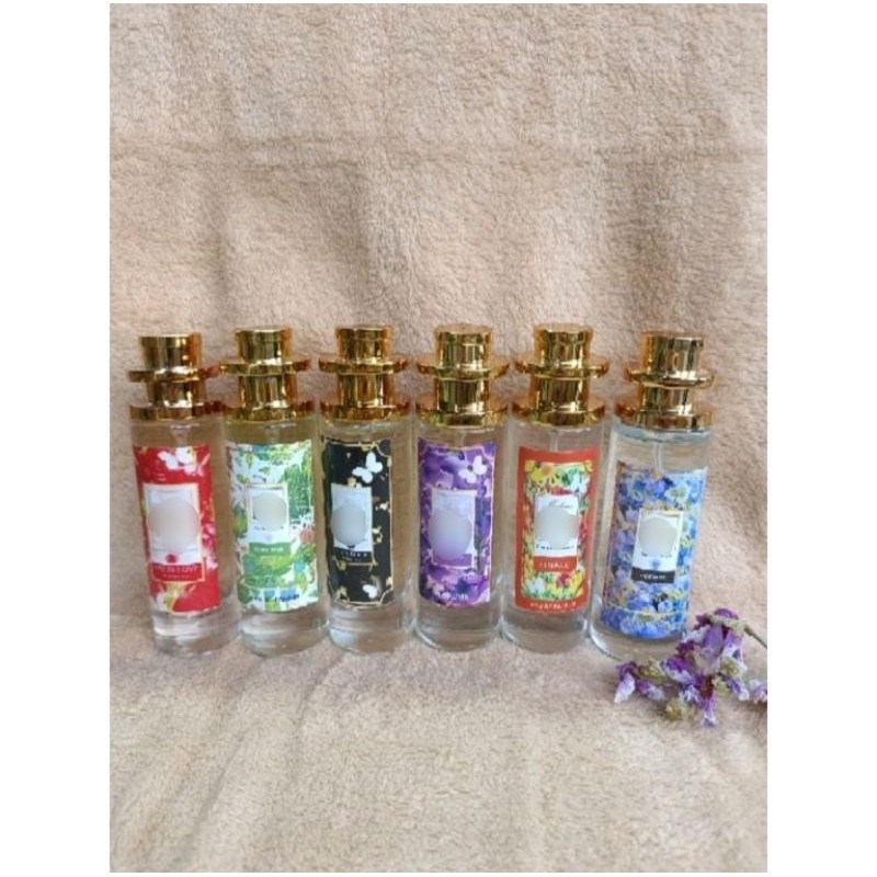 📍มาดามฟิน📍ฟินแดง📍ฟินเขียว📍ฟินดำ📍ฟินม่วง📍ฟินส้ม📍ฟินฟ้า📍35ml 555