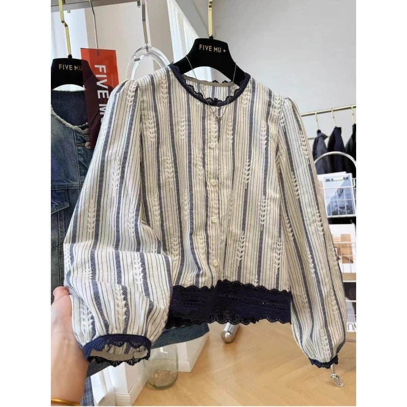 coco-เสื้อเชิ้ตลายทาง แขนยาว คอวี ขอบลูกไม้ ประกบ ประเภทรุ่นหลวม เรียบง่าย บุคลิกภาพ แฟชั่นสบาย ๆ