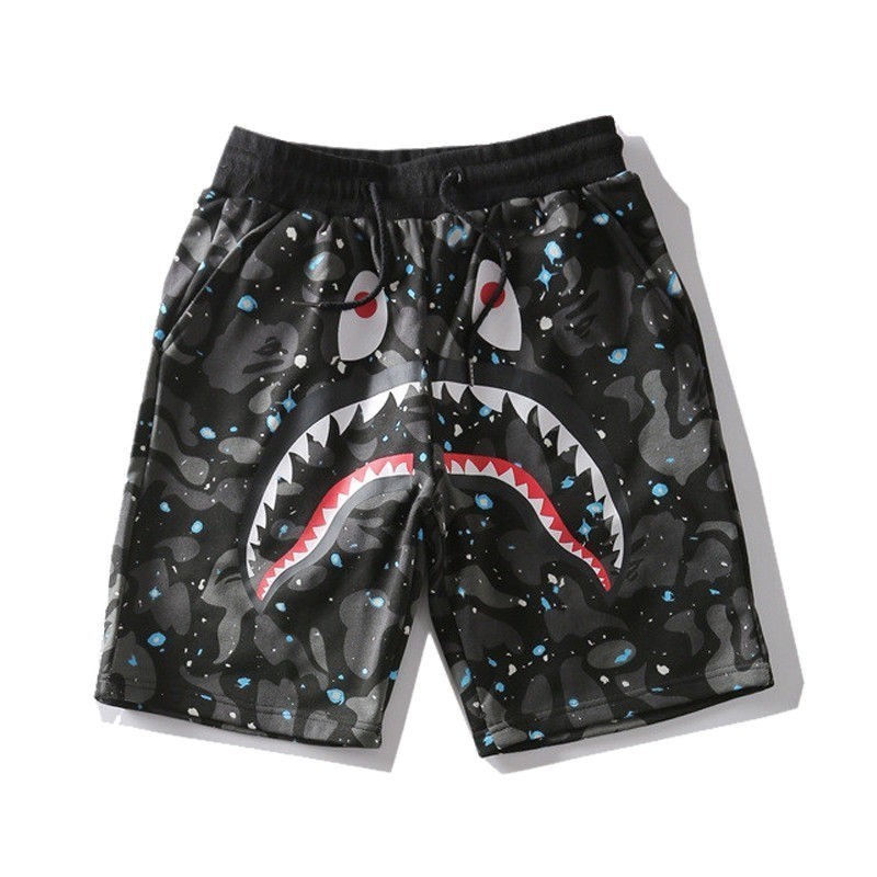 BAPE A Bathing Ape กางเกงขาสั้นหัวฉลามลายพรางดาวชาย/หญิงกางเกงขาสั้นชายหาด