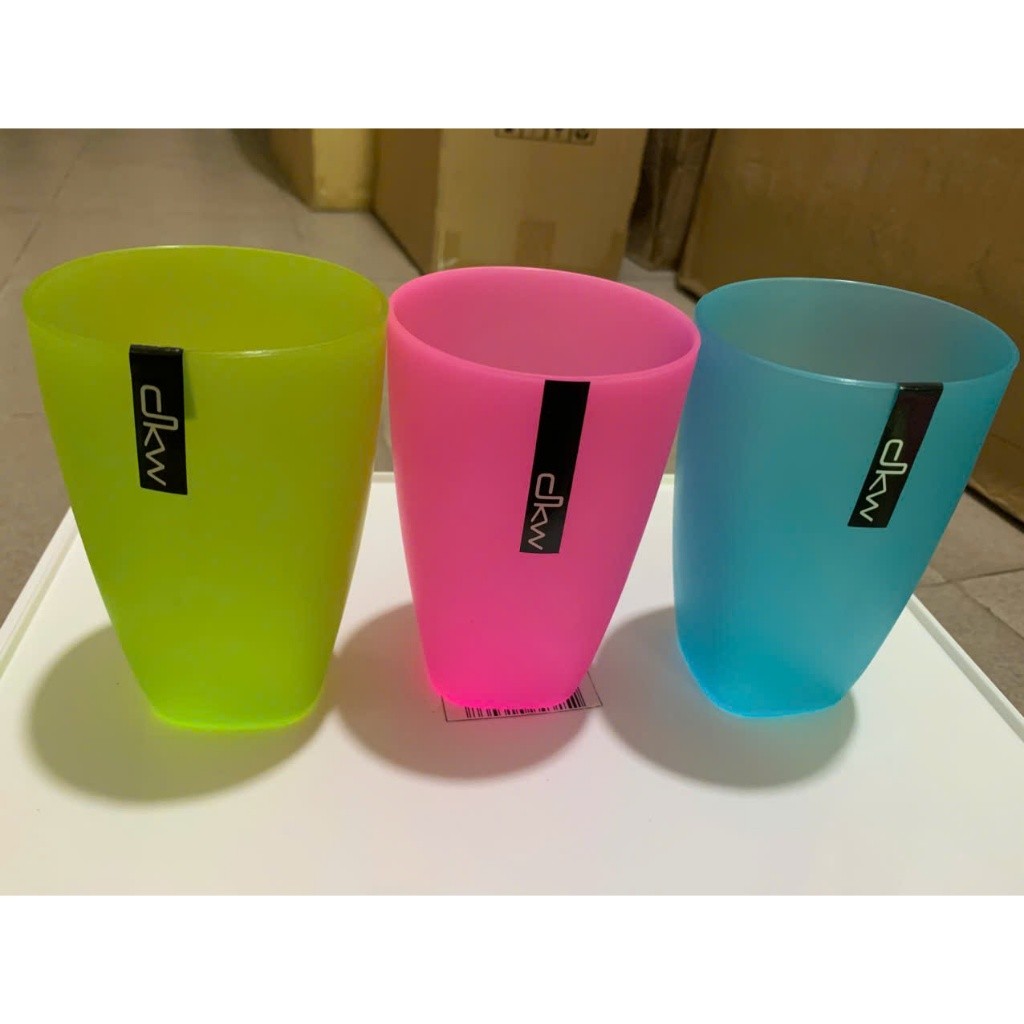 ถ้วยพลาสติกไทยคุณภาพสูง HH576 ขนาด: D 8,5 X HEIGHT 13,2 CM THHANH HAO SHOP