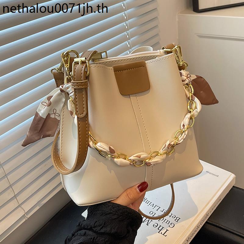 Amy Rabbit Niche Contrast Color Silk Scarf Chain Handbag