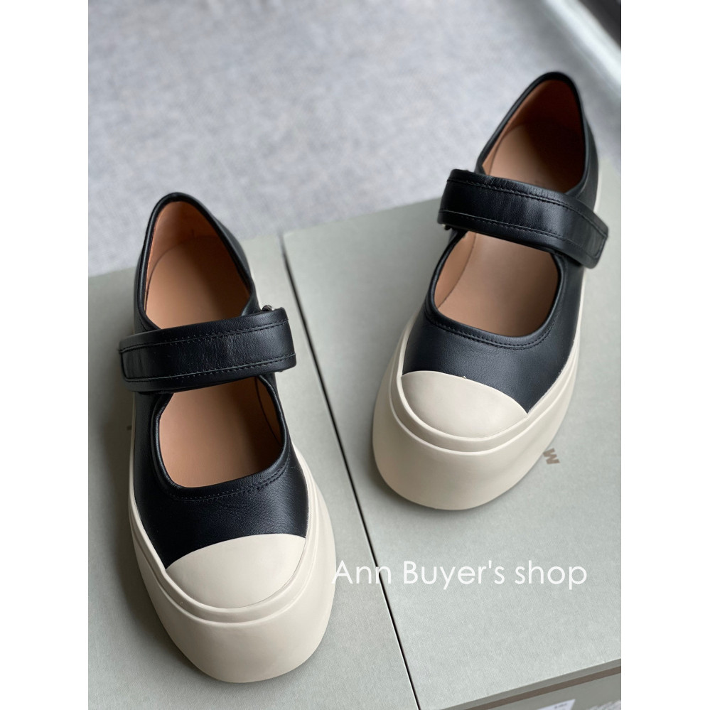 รองเท้า Mary Jane MARNI ส้นหนา Soled Big Toe แบบ Velcro หลากหลายสี