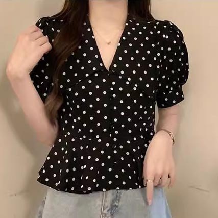 เสื้อเชิ้ตแขนสั้น คอปก ลายจุด แขนทรงบอลลูน มีไซส์ S-5XL ผ้าชีฟอง แต่งระบายชายเสื้อ ทรงสวย สไตล์สาวเกาหลี รูปที่ 2