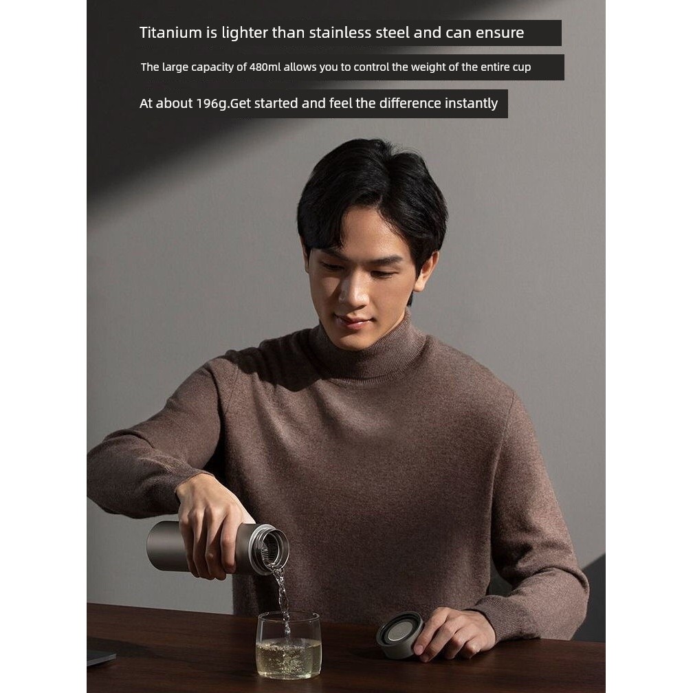กระบอกน้ำร้อน กระบอกน้ำ Pure Titanium Thermos Cup Light Lock Fresh Antibiotic Simple Double-Layer ถ้