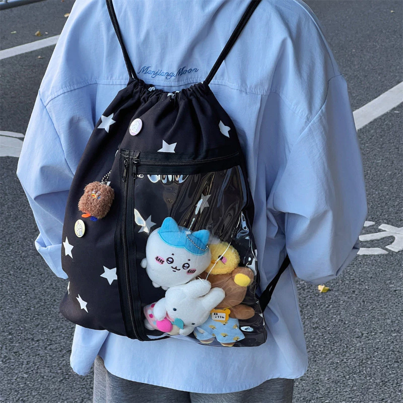 พร้อมส่ง กระเป๋าสะพายคู่ Drawstring พิมพ์ดาว ความจุขนาดใหญ่ กระเป๋าเป้แบบสายรัด (ไม่รวมตุ๊กตา)